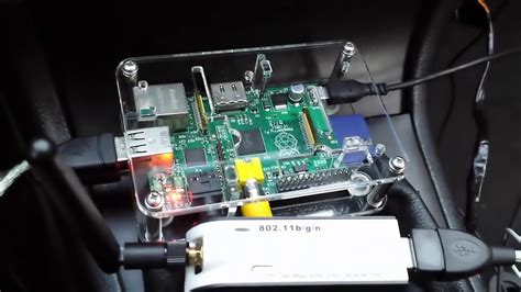 “The low cost was a major advantage, as well as being able to replace my plain old radio with a big, beautiful 7-inch touchscreen,” he says. . Raspberry pi wireless carplay